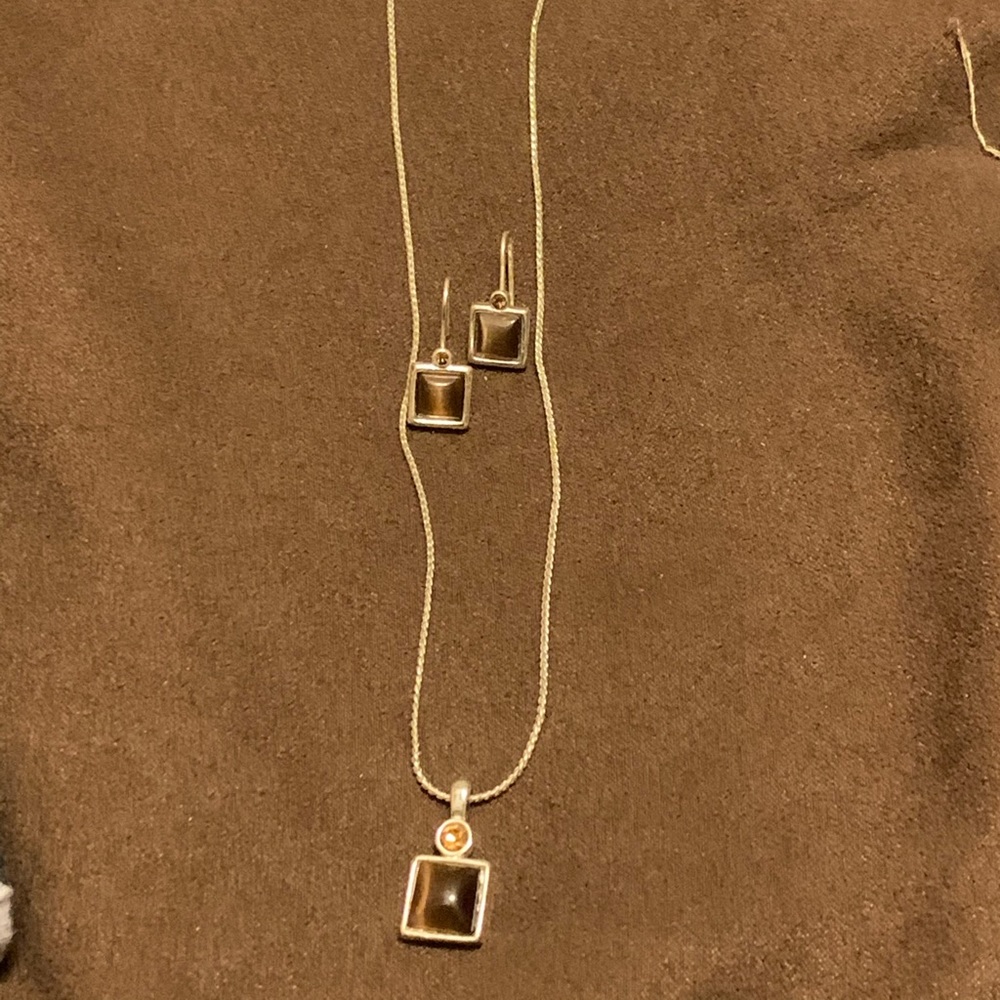 Jewelry - Picture 6 of 16